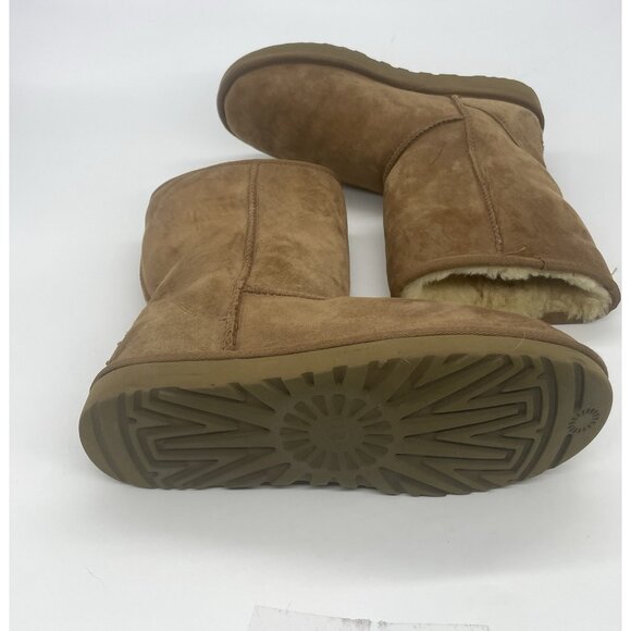 UGG Women's Classic Short Sand Slip On Boots Size 9 Casual Comfy Beige - Picture 2 of 8